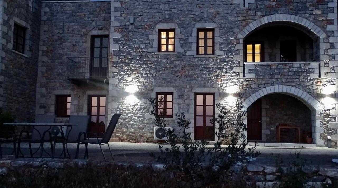 Вилла Sunset View Stone House, Areopoli Mani Экстерьер фото